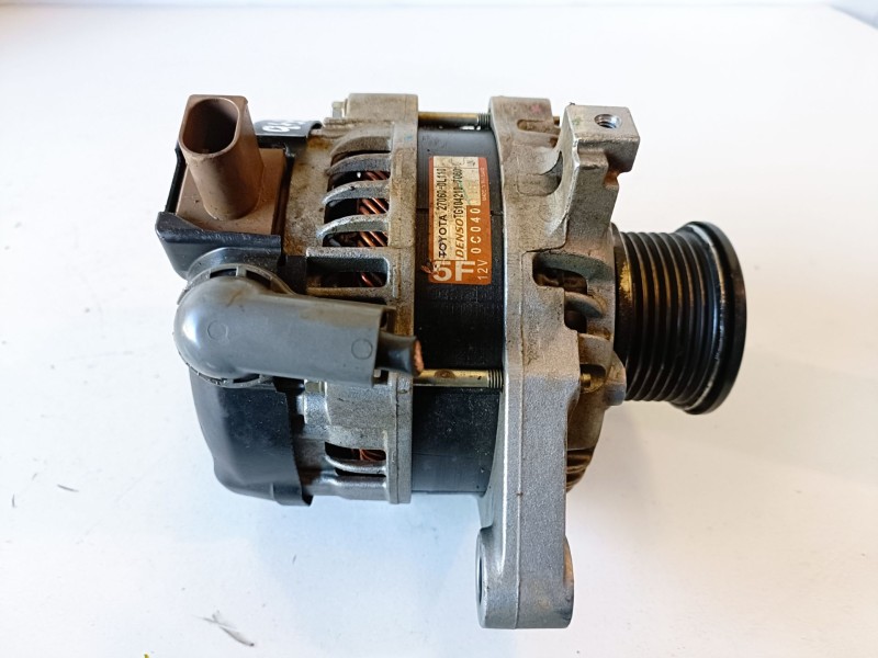 Recambio de alternador para toyota hilux (gun1) 2gdftv referencia OEM IAM 270600L110  