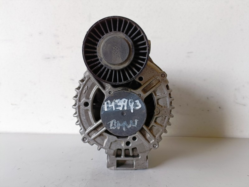 Recambio de alternador para bmw serie 3 compacto (e46) n42b18a referencia OEM IAM 0121715017  