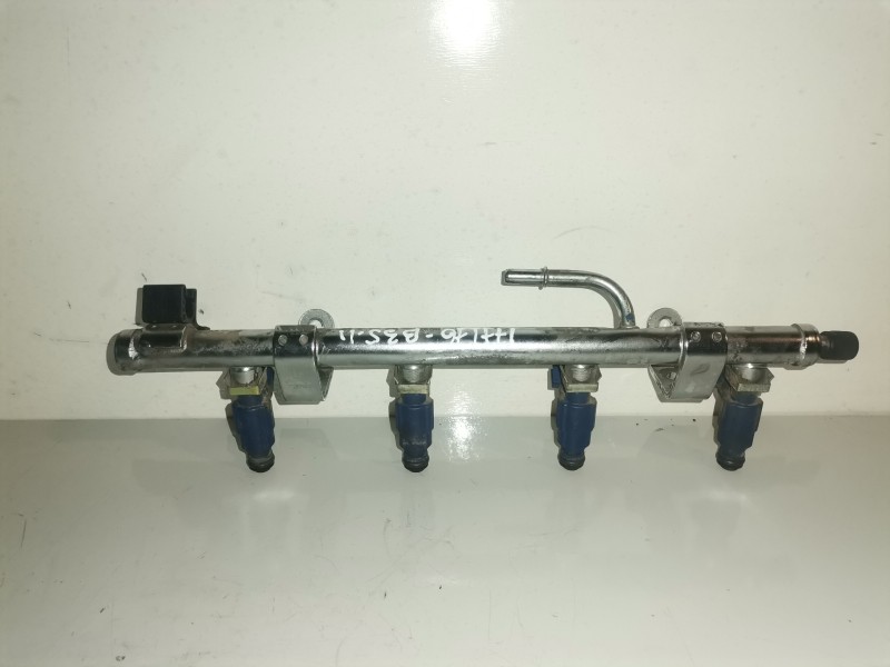 Recambio de rampa inyectora para chrysler pt cruiser ejd referencia OEM IAM   
