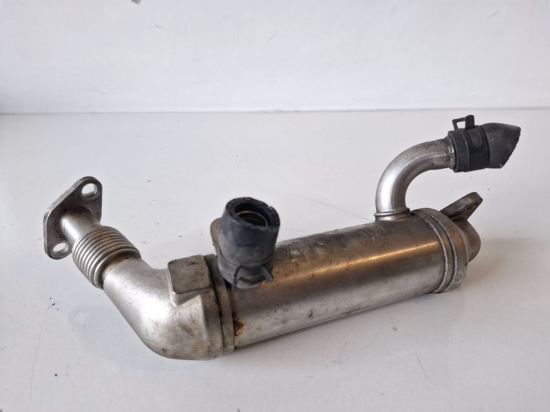 Recambio de enfriador egr para hyundai i30 (fd) d4fb referencia OEM IAM   