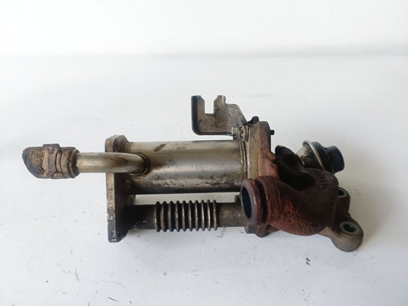 Recambio de enfriador egr para dacia duster i k9k856 referencia OEM IAM 147355713R  