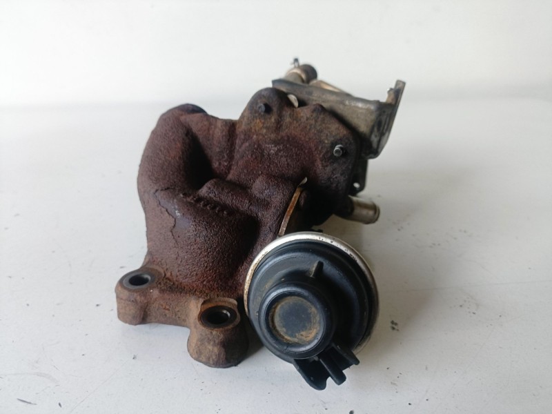 Recambio de enfriador egr para dacia duster i k9k856 referencia OEM IAM 147355713R  