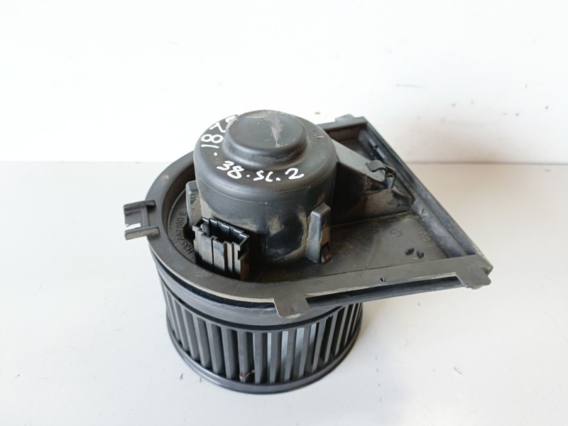 Recambio de ventilador calefaccion para seat leon (1m1) axp referencia OEM IAM 1J1819021C  