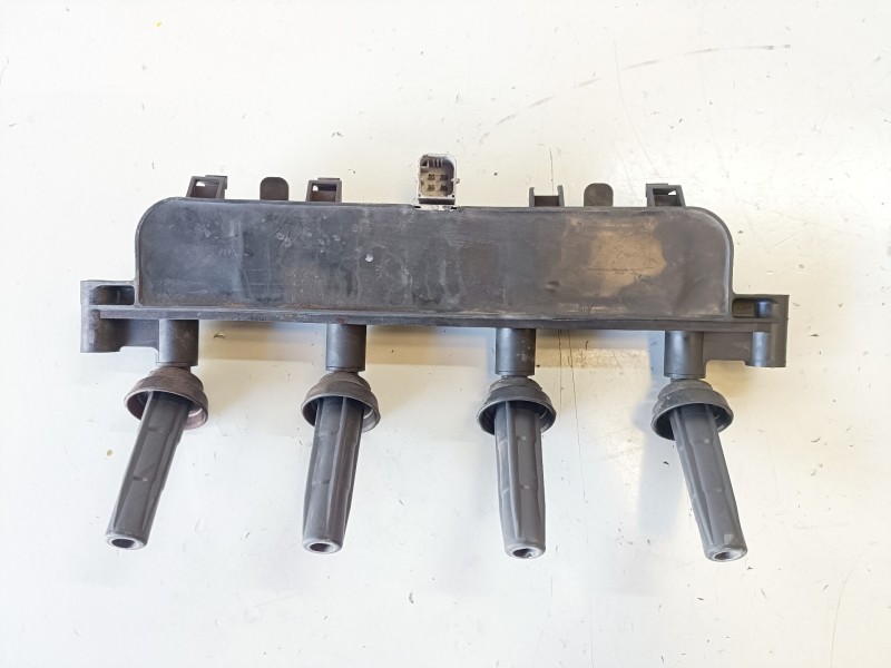Recambio de bobina encendido para peugeot 206 nfz referencia OEM IAM   