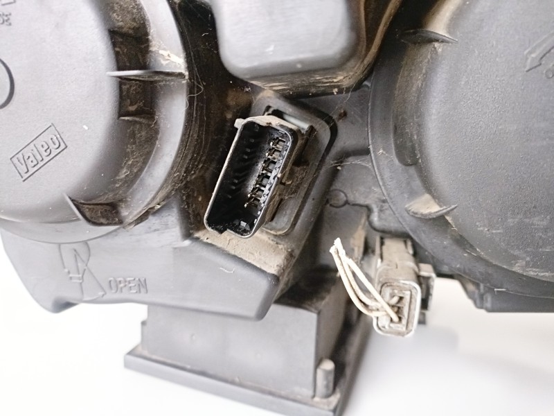 Recambio de faro izquierdo para citroen c5 berlina 4hx referencia OEM IAM 9644275380  