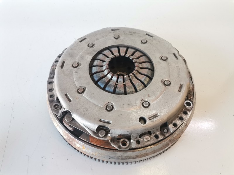 Recambio de kit embrague para peugeot 308 hn02 referencia OEM IAM   
