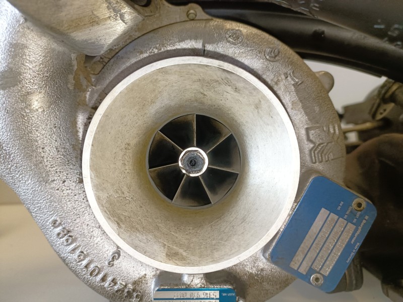 Recambio de turbocompresor para volvo xc60 d5244t10 referencia OEM IAM 53169700017  