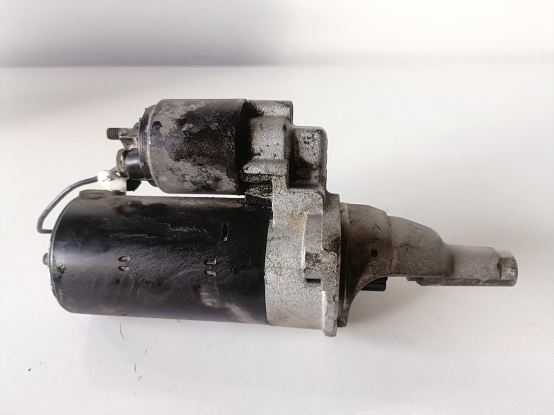 Recambio de motor arranque para audi a4 berlina (8e) ake referencia OEM IAM 0001109021  