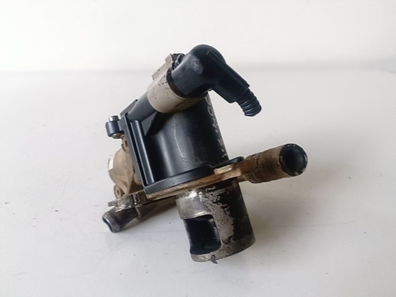 Recambio de valvula egr para dacia duster i k9k856 referencia OEM IAM H8200836385  