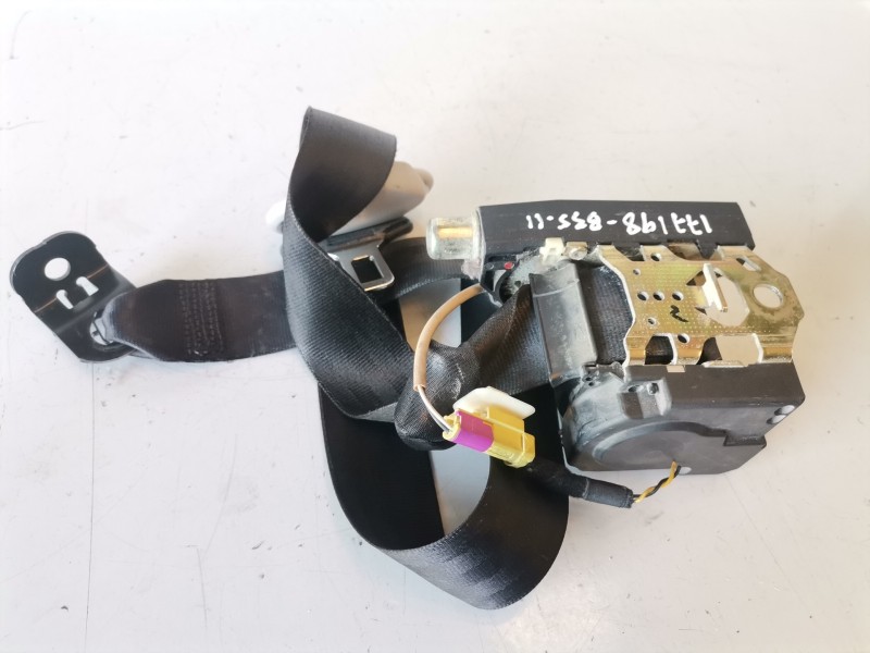Recambio de cinturon seguridad delantero izquierdo para volkswagen golf iv berlina (1j1)(10.1997) axr referencia OEM IAM   