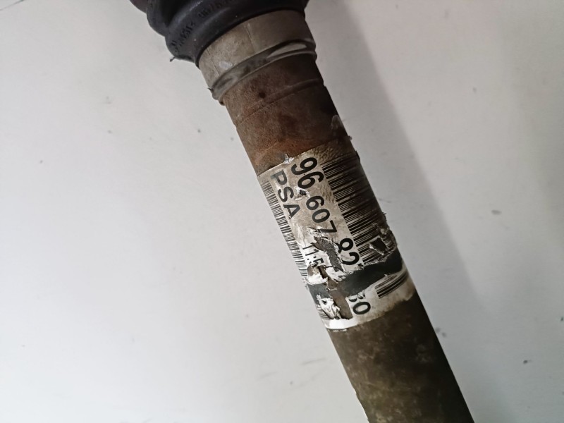 Recambio de transmision delantera izquierda para peugeot partner furgón 9h06 / 9hn referencia OEM IAM 9660782780  