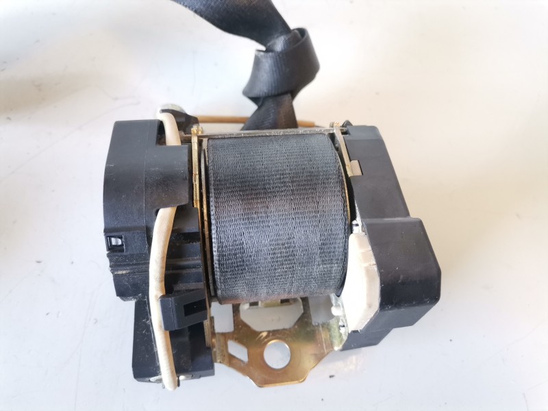 Recambio de cinturon seguridad delantero izquierdo para volkswagen golf iv berlina (1j1)(10.1997) axr referencia OEM IAM   