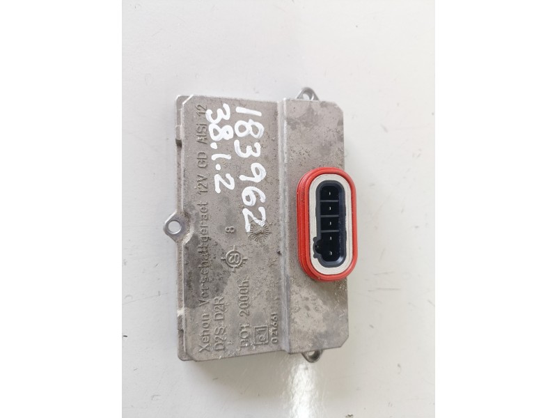 Recambio de centralita faros xenon para opel vectra c berlina y22dtr referencia OEM IAM 5DV00829000  