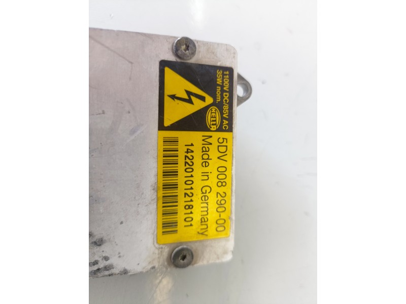 Recambio de centralita faros xenon para opel vectra c berlina y22dtr referencia OEM IAM 5DV00829000  