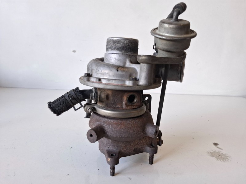 Recambio de turbocompresor para kia carnival ii (fl) j3 referencia OEM IAM 282004X300  
