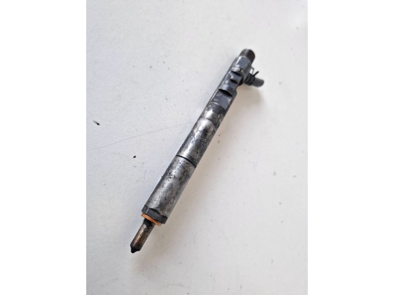 Recambio de inyector para kia carnival ii (fl) j3 referencia OEM IAM   