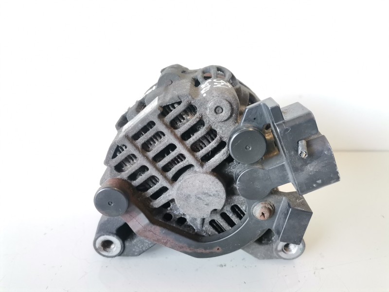 Recambio de alternador para suzuki vitara (se/sf/et) rhp referencia OEM IAM 9635772880/A002TB4891B  