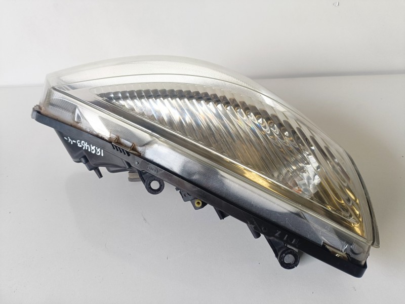 Recambio de faro derecho para renault scenic ii (jm) m9r700 referencia OEM IAM   