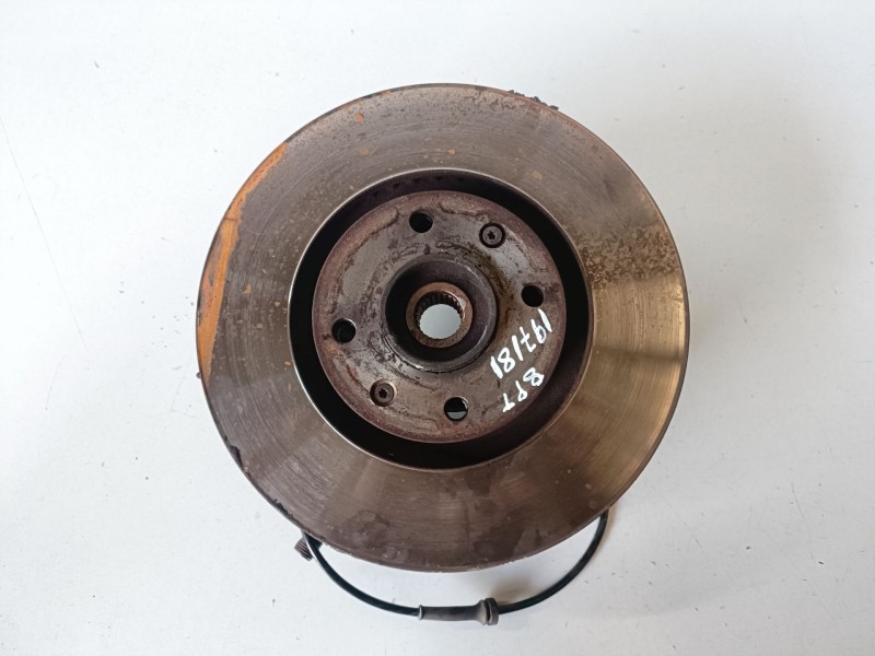 Recambio de mangueta delantera derecha para peugeot partner furgón 9h06 / 9hn referencia OEM IAM   
