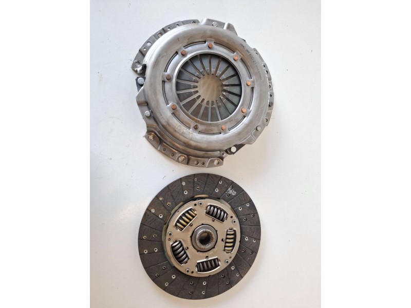 Recambio de kit embrague para kia carnival ii (fl) j3 referencia OEM IAM   