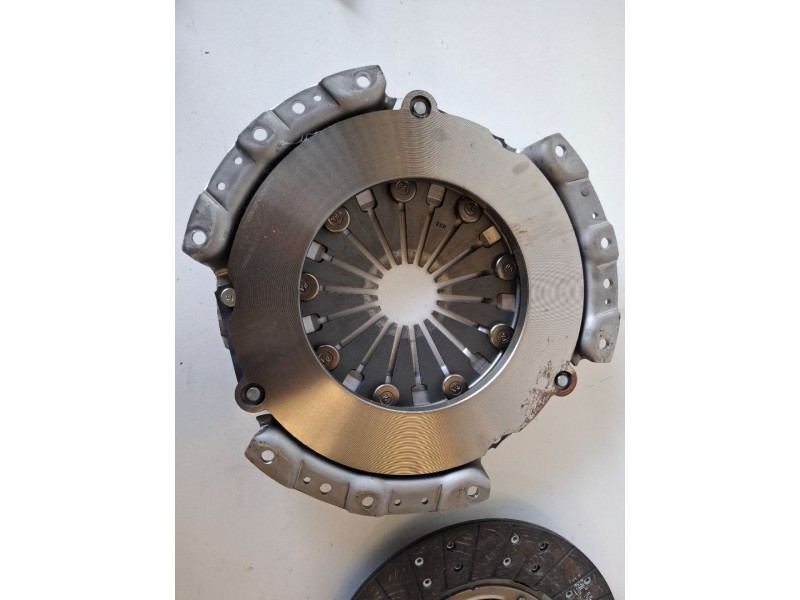 Recambio de kit embrague para kia carnival ii (fl) j3 referencia OEM IAM   