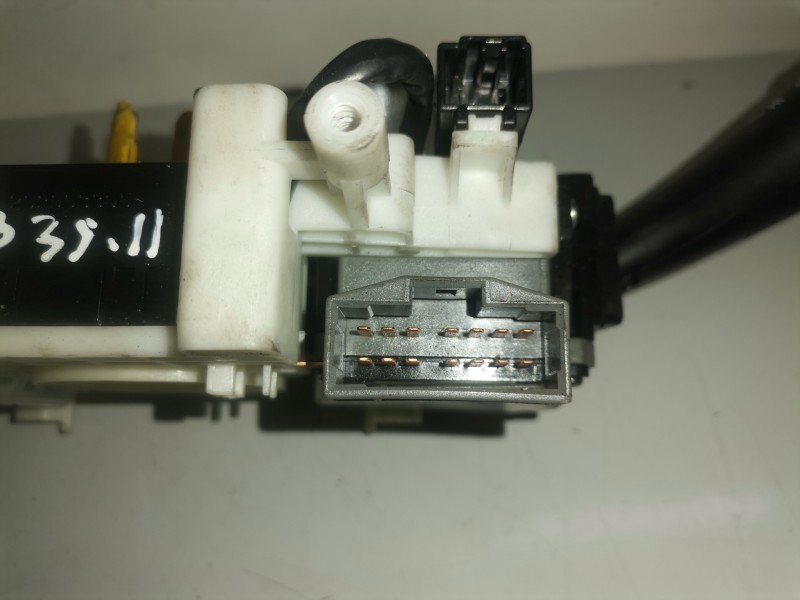Recambio de mando luces para hyundai tucson (jm) d4ea referencia OEM IAM   