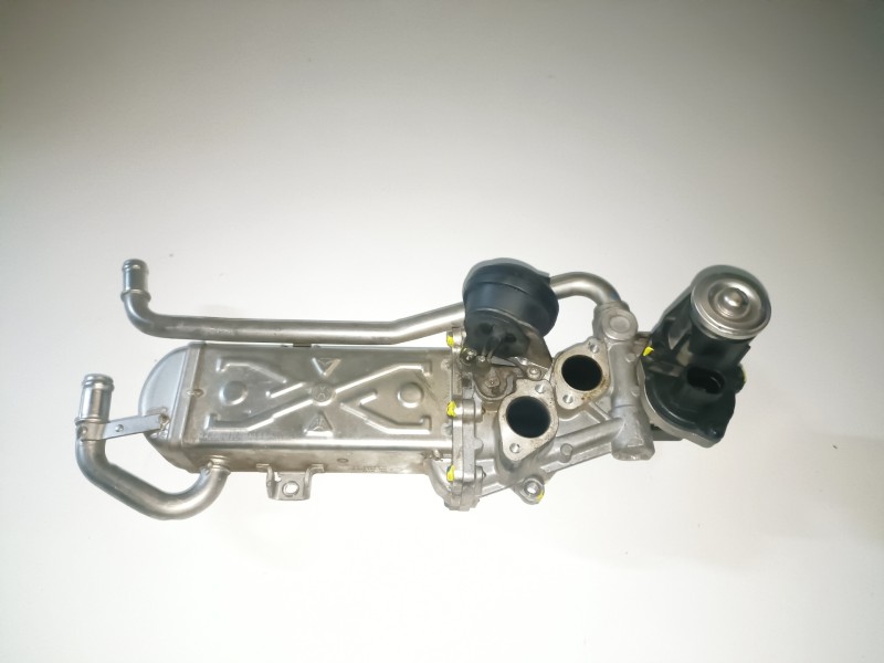 Recambio de enfriador egr para seat ibiza berlina (6j5) cayb referencia OEM IAM 03L131512BH  