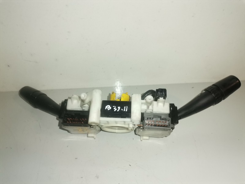 Recambio de mando luces para hyundai tucson (jm) d4ea referencia OEM IAM   