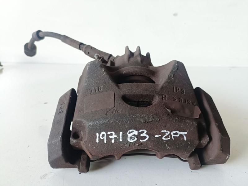 Recambio de pinza de freno delantera derecha para peugeot partner furgón 9h06 / 9hn referencia OEM IAM   