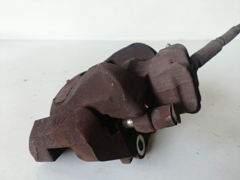 Recambio de pinza de freno delantera derecha para peugeot partner furgón 9h06 / 9hn referencia OEM IAM   