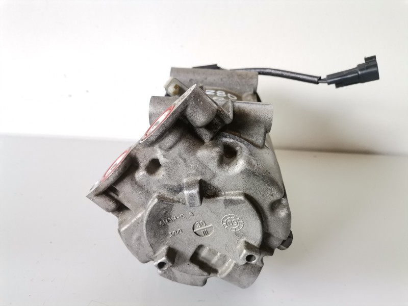Recambio de compresor aire acondicionado para ford focus berlina (cb4) g8db referencia OEM IAM 3M5H19D629KF  