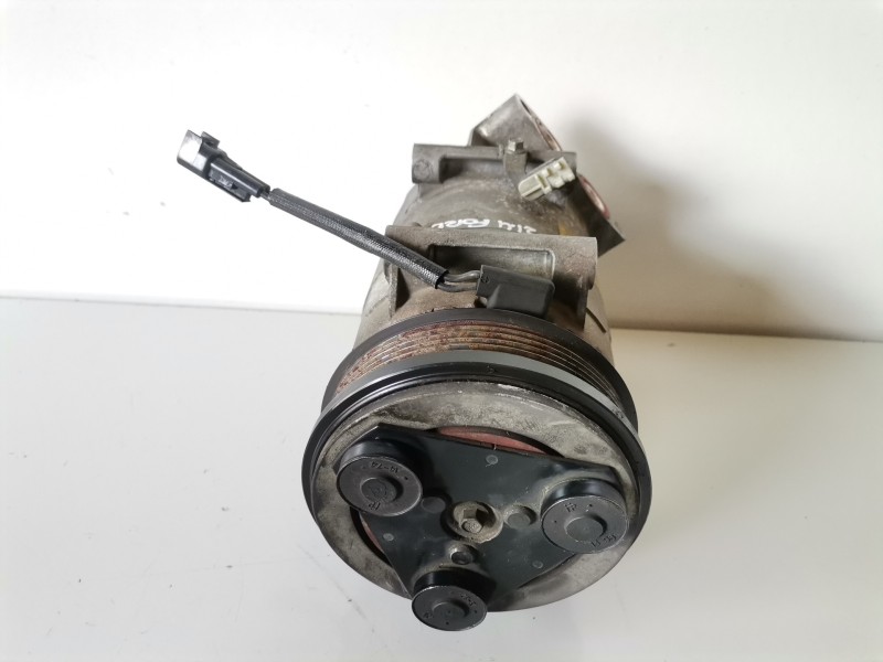 Recambio de compresor aire acondicionado para ford focus berlina (cb4) g8db referencia OEM IAM 3M5H19D629KF  