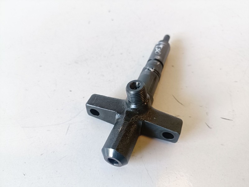 Recambio de inyector para mitsubishi montero (v60/v70) 4m41 referencia OEM IAM 092Z484410  
