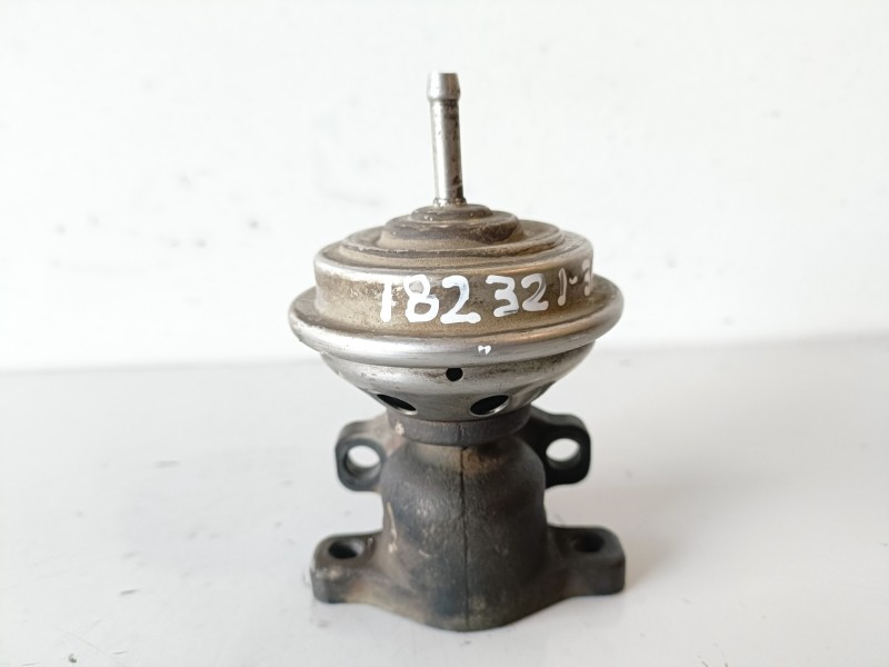 Recambio de valvula egr para volkswagen t4 transporter bus abl referencia OEM IAM 028131501E/72172303  