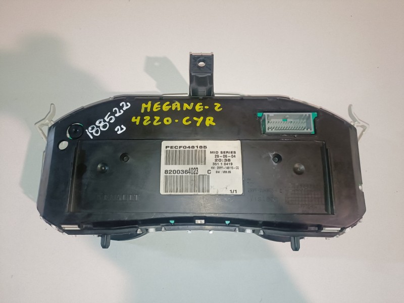Recambio de cuadro instrumentos para renault megane ii berlina 5p k4m760 referencia OEM IAM 8200364023C  