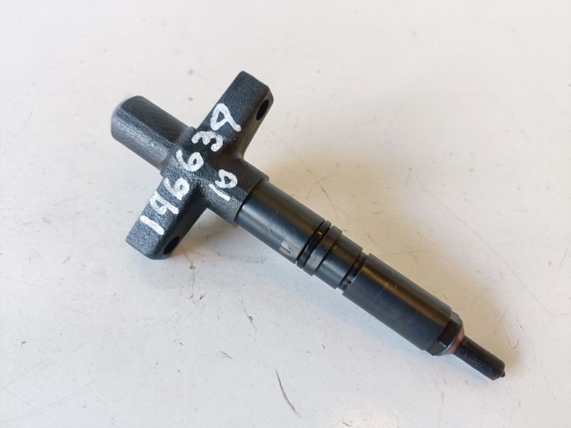Recambio de inyector para mitsubishi montero (v60/v70) 4m41 referencia OEM IAM 092Z484410  