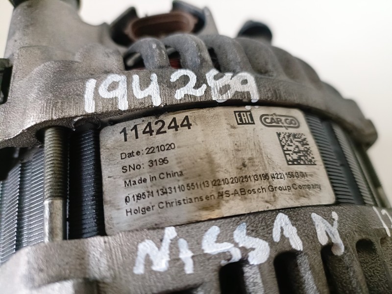 Recambio de alternador para nissan cabstar yd25 referencia OEM IAM 114244  