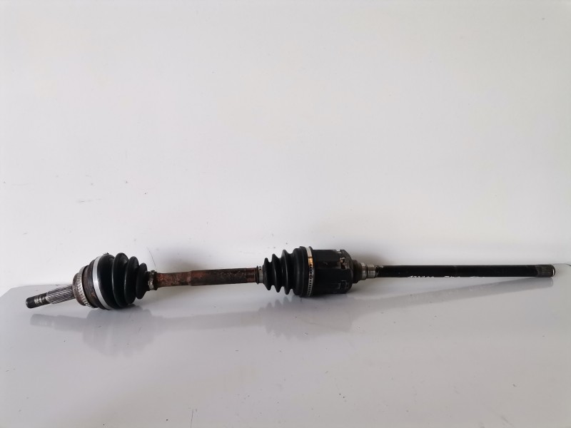Recambio de transmision delantera derecha para toyota rav4 (a2) 1cdftv referencia OEM IAM   