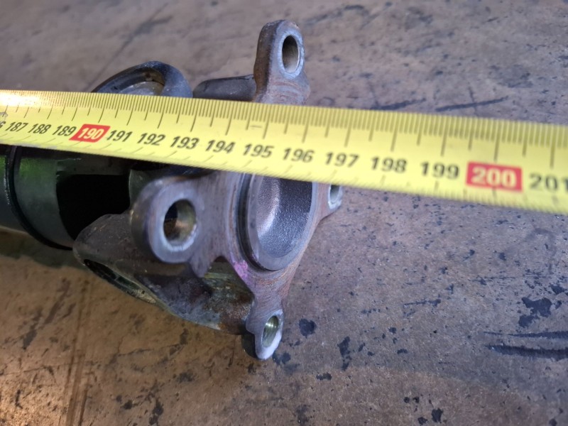 Recambio de transmision central para hyundai santa fe (cm) d4eb referencia OEM IAM 493002B500  