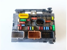 Recambio de caja reles / fusibles para citroen grand c4 picasso 9hr / 9h05 referencia OEM IAM 9807028580  