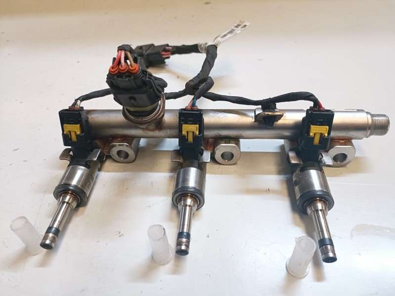 Recambio de rampa inyectora para hyundai kona (os) g3lc referencia OEM IAM 3535004250  