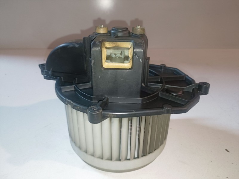 Recambio de ventilador calefaccion para peugeot partner furgón 9h06 / 9hn referencia OEM IAM   