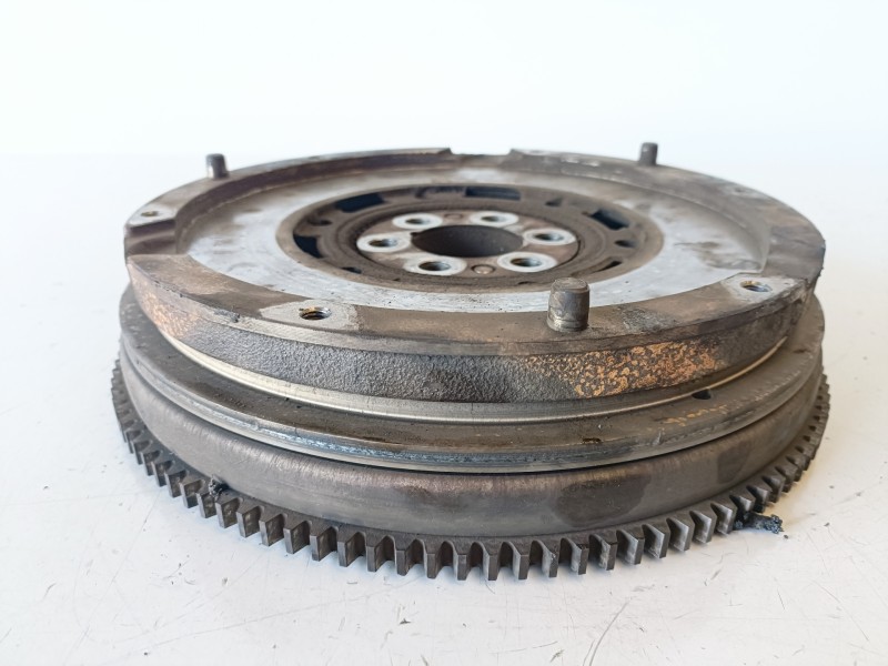 Recambio de volante motor para bmw serie 3 compacto (e46) n42b18a referencia OEM IAM   
