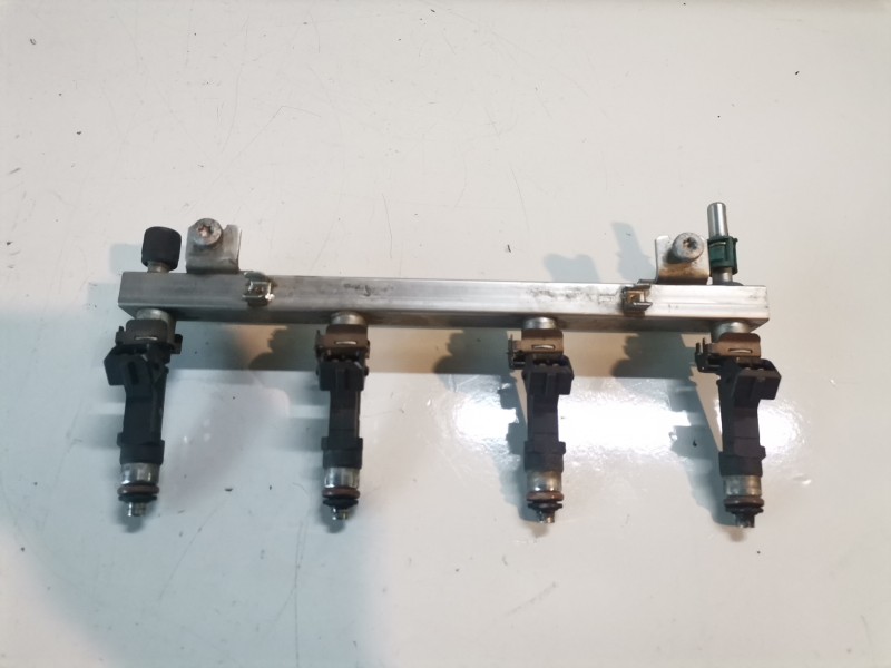 Recambio de rampa inyectora para opel corsa d z14xep referencia OEM IAM 0280151208  