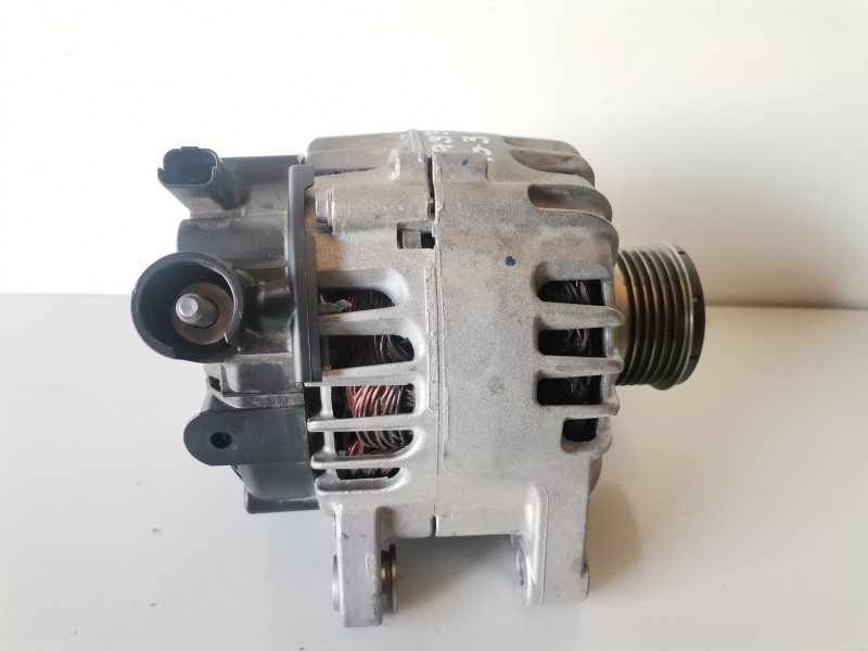 Recambio de alternador para citroen berlingo furgón hn05 referencia OEM IAM 9835689480  