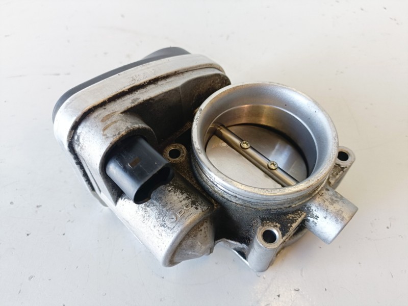 Recambio de caja mariposa para bmw serie 3 compacto (e46) n42b18a referencia OEM IAM 13541439224  