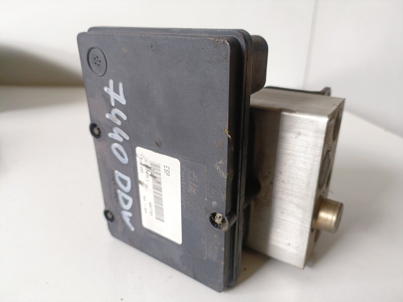 Recambio de abs para ssangyong rexton d27dt referencia OEM IAM 4894008100  