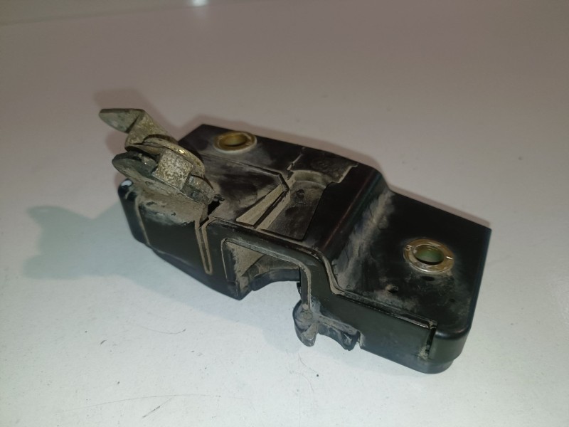 Recambio de cerradura puerta lateral derecha para volkswagen t4 transporter acv referencia OEM IAM 7018436040  