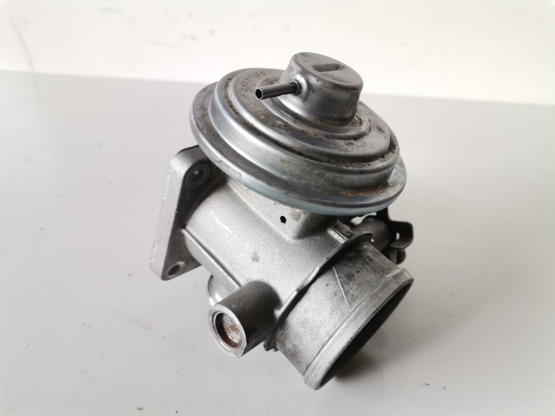 Recambio de valvula egr para chrysler voyager (rg) vm4bc referencia OEM IAM 72829005  
