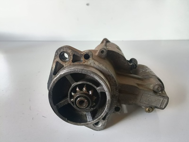 Recambio de motor arranque para kia sorento (bl) d4cb referencia OEM IAM 361004A000  